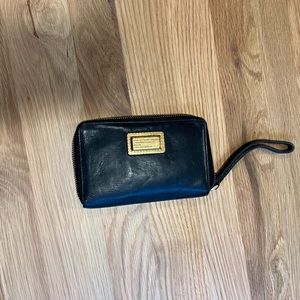Marc Jacobs leather phone and wallet wristlet